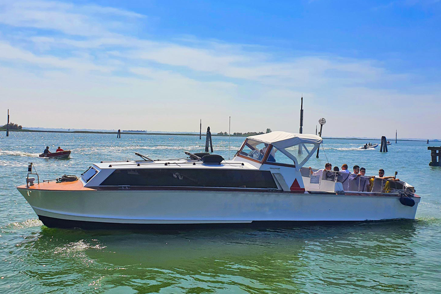 limousine-boat-venice