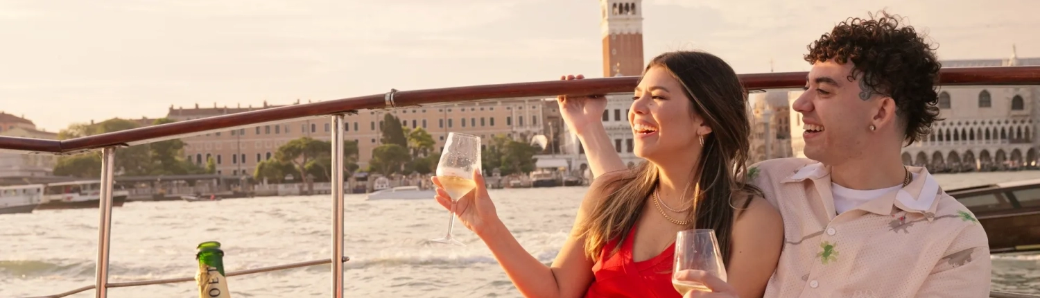 Tour romantico in barca a Venezia per coppie - Dream Boat Venice