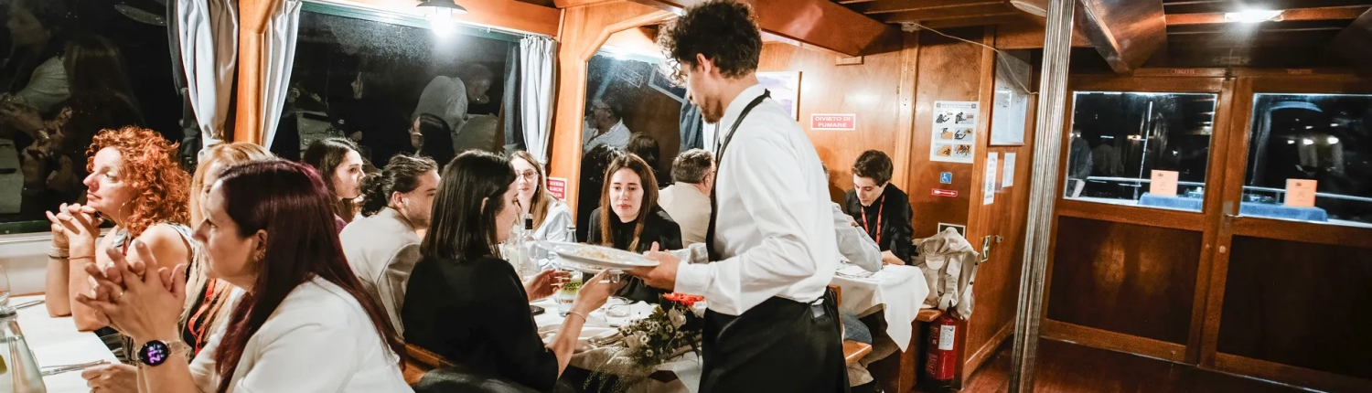 Feste di Natale aziendali su barca a Venezia - Dream Boat Venice