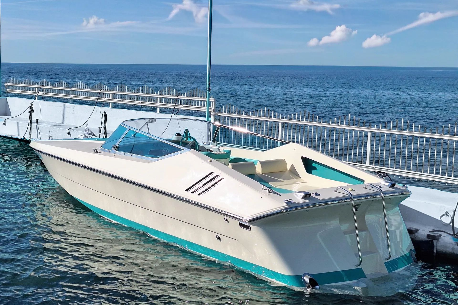 Modello Motoscafo Riva St. Tropez - Dream Boat Venice