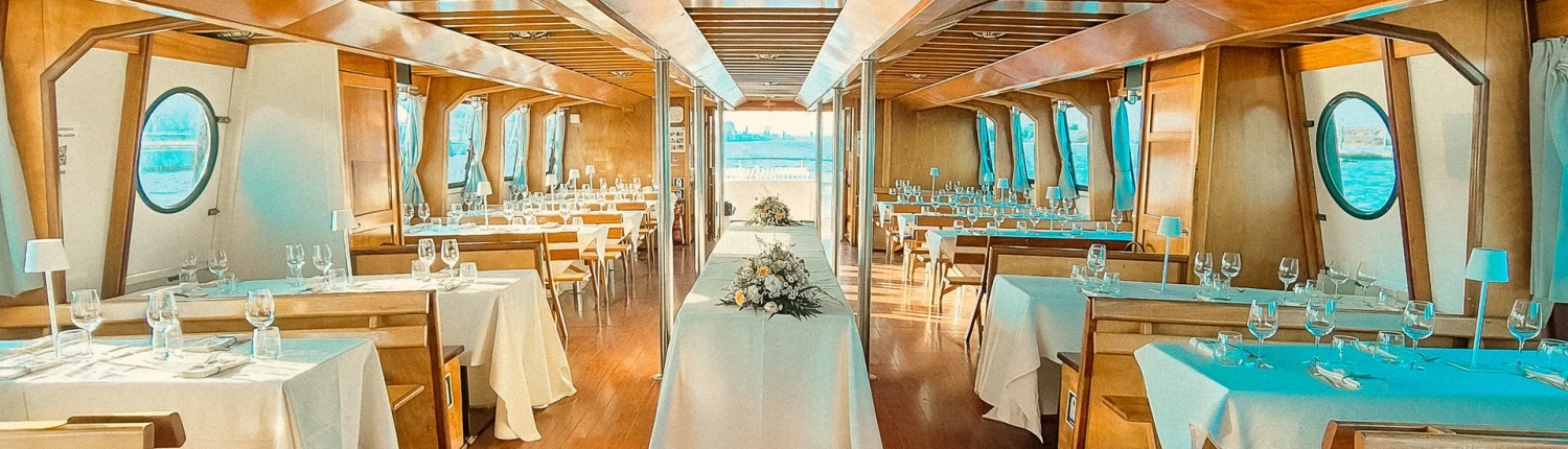 Allestimenti personalizzati in barca a Venezia - Dream Boat Venice Allestimenti personalizzati in barca a Venezia - Dream Boat Venice