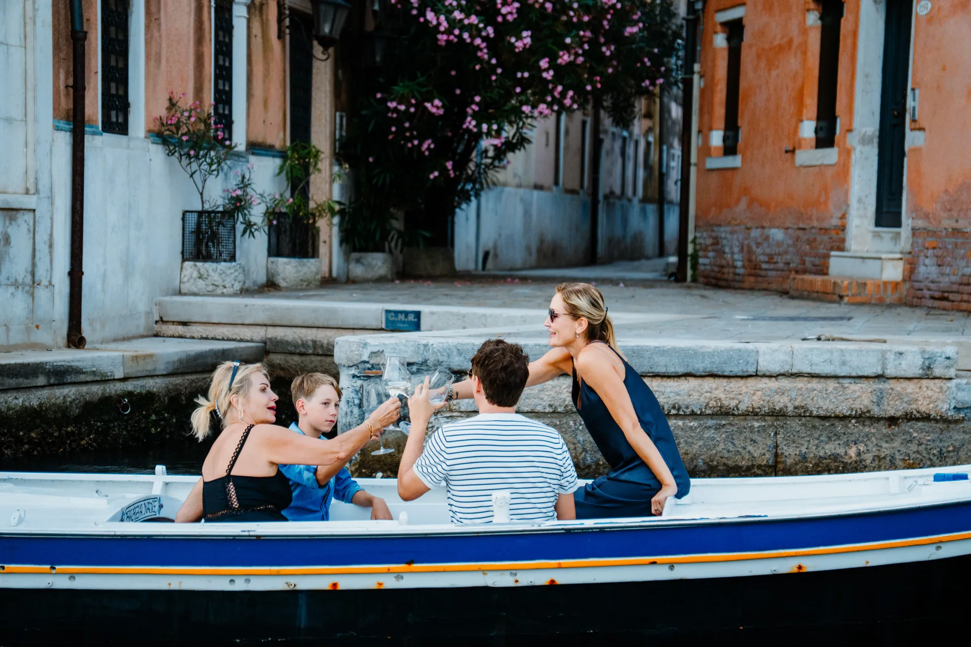 Uscita giornaliera in barca privata con la famiglia - Dream Boat Venice Uscita giornaliera in barca privata con la famiglia - Dream Boat Venice