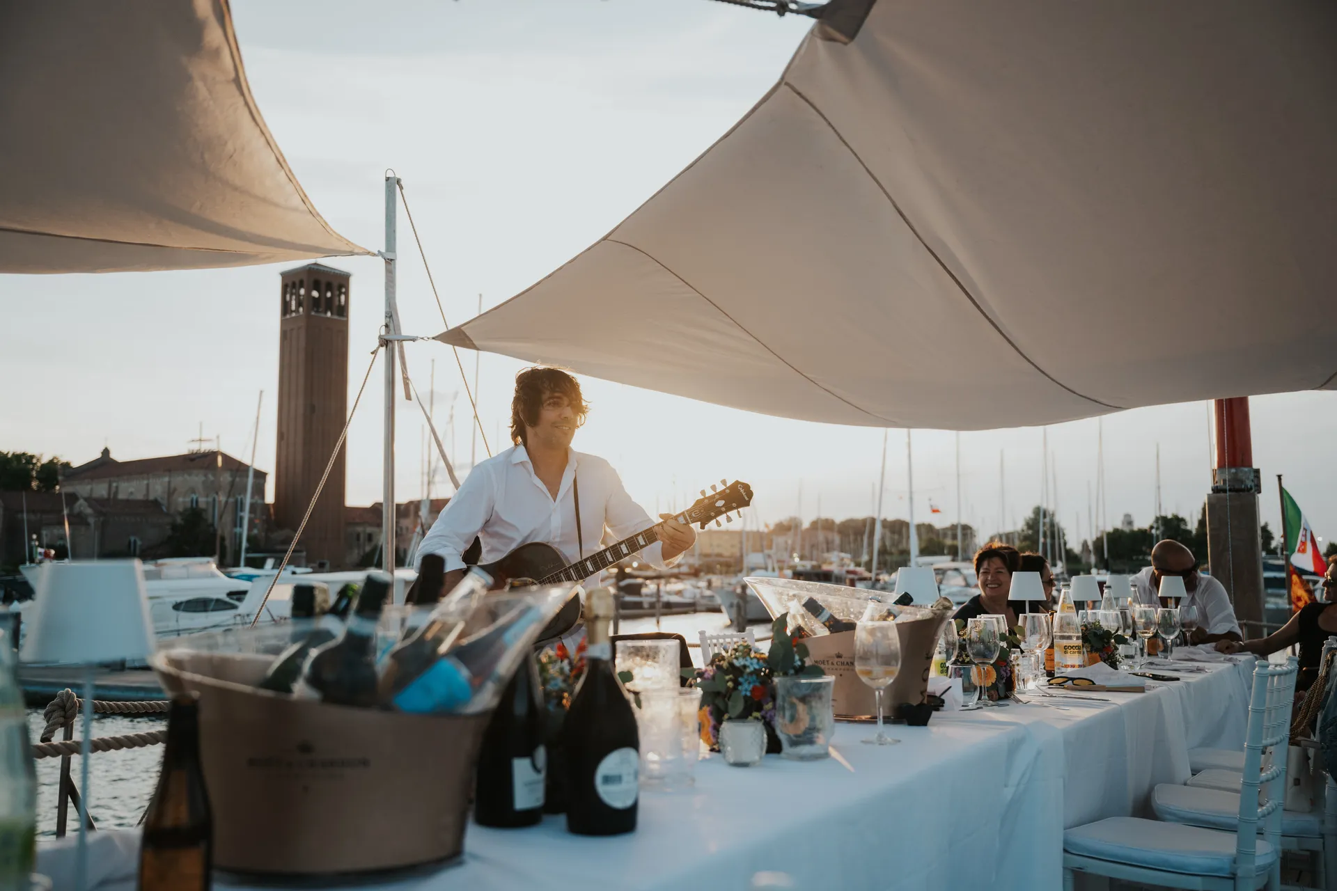 Musica live per eventi in barca a Venezia - Dream Boat Venice