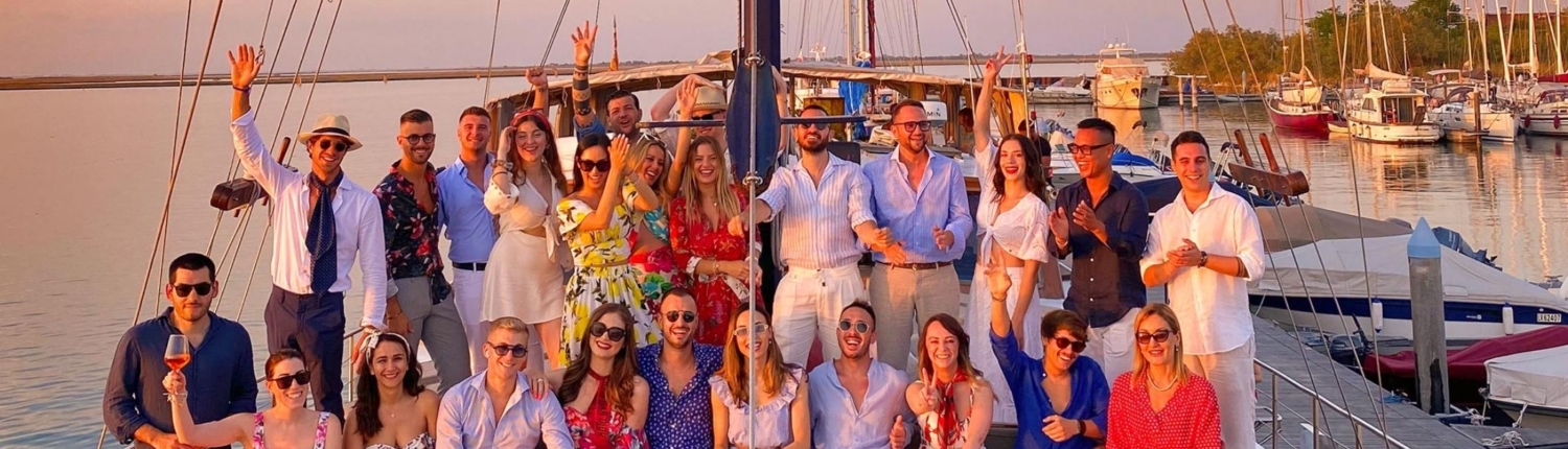 festa di laurea a Venezia in barca